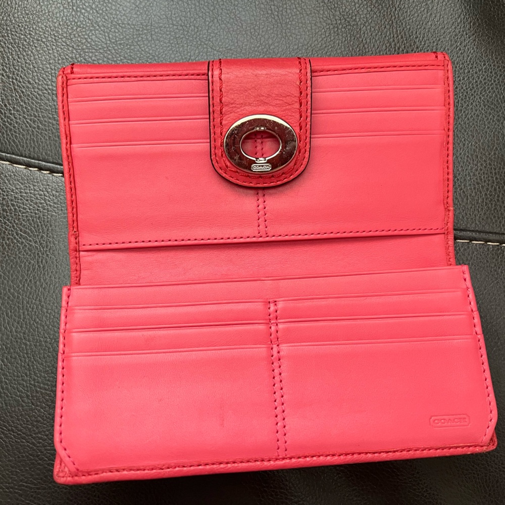 Coach pink wallet
